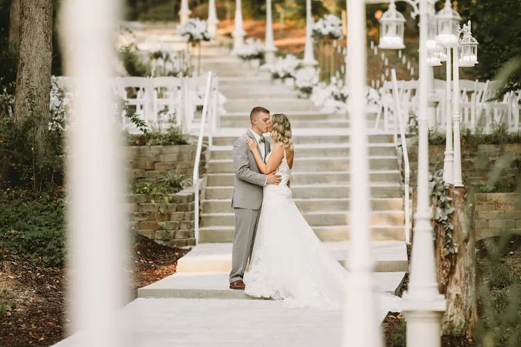 Harley Nicole Photography LLC - photographers