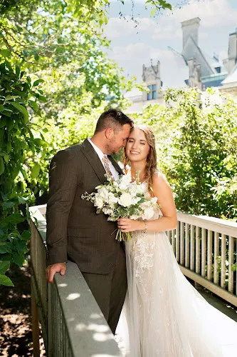 Kate Naumi Photography - photographers