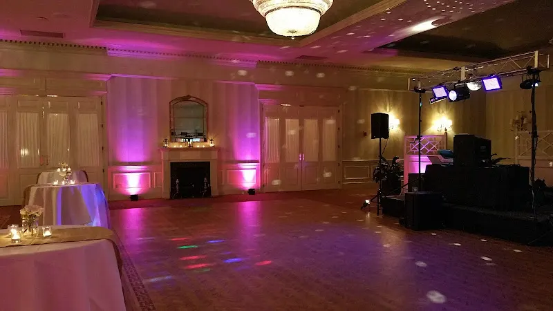 SMS Productions Professional Disc Jockey Service - music